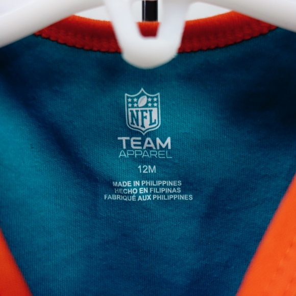 NFL Littlest Fan Miami Dolphins Onsie 18M - Picture 3 of 4